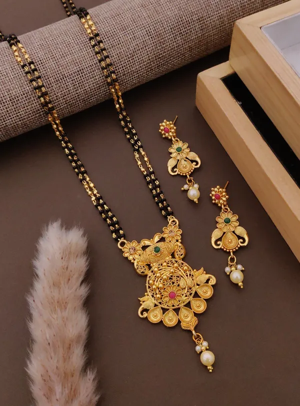 Micro_Gold_Plated_Diamond_Studded_Fancy_Flower_Square_Mangalsutra_Set_With_Earrings