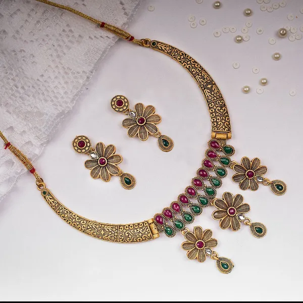 Flower_Design_Gold_Necklace_Set_With_Hanging_Drops_&_Earrings