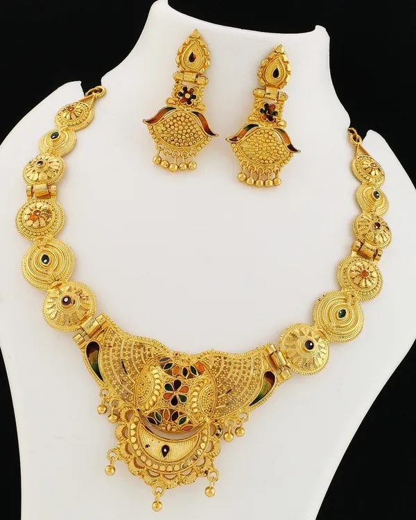 Micro_Gold_Plated_Ad_Diamond_Studded_Fancy_Forming_Necklace_With_Earrings_For_Women