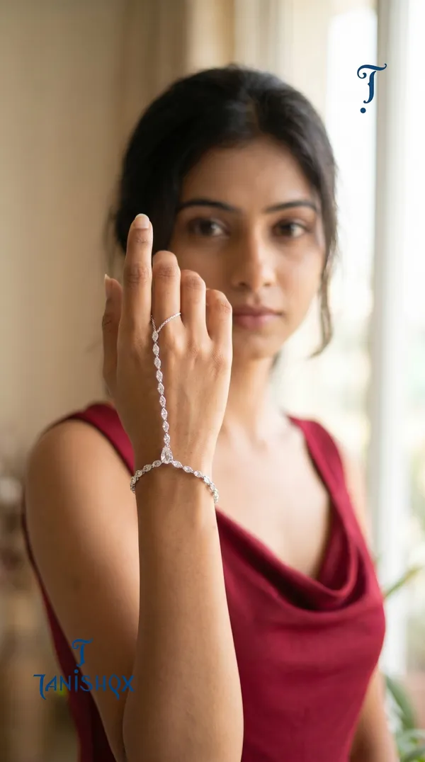 Silver_Luxury_Hand_Bracelet_Ring