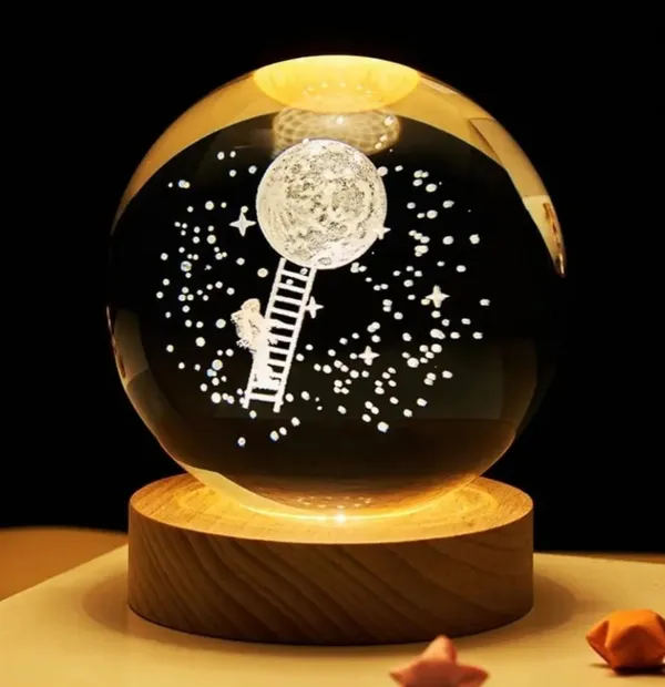 Crystal_Glass_Wood_Astronaut_Moon_Ladder_Night_Lamp