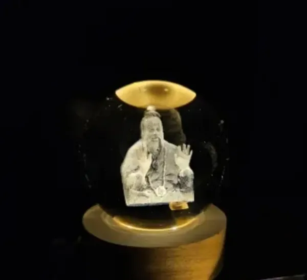 Crystal_Glass_Wood_Base_3D_Engraved_Crystal_Ball_Lamp