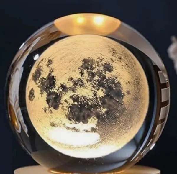 Optical_Revolving_Crystal_Metal_Base_3D_Moon_Crystal_Ball_Night_Light