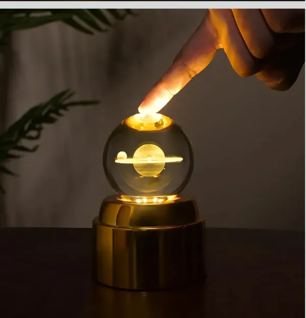 Optical_Revolving_Crystal_Saturn_Crystal_Ball_Desk_Lamp_With_Music_Box