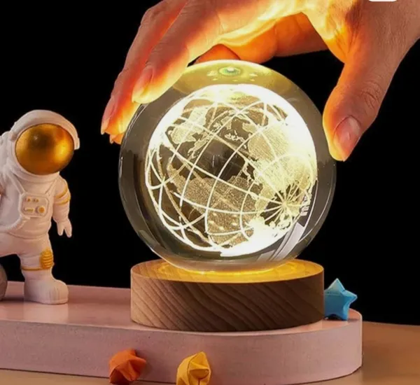 Crystal_Wood_World_Map_Globe_LED_Lamp
