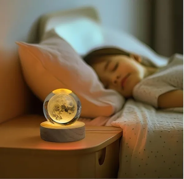 Crystal_Wood_Moon_Crystal_Ball_Night_Lamp_Usb_Powered