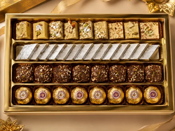 Assorted_Sweet_Box_5