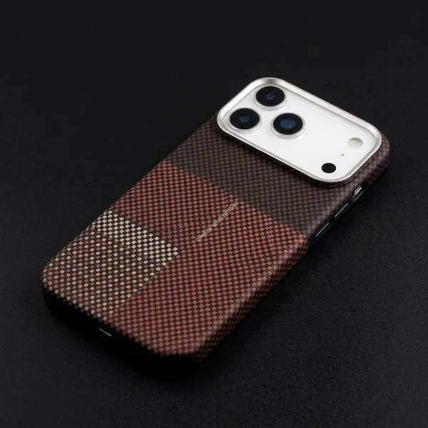 AlphaBet_Karbon_Case_Blood_Red_For_[17PRO/_17PROMAX]