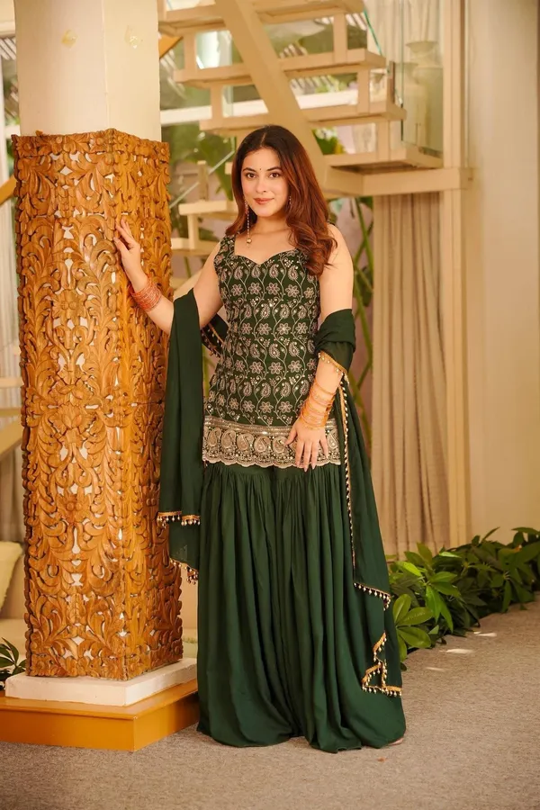 Green_Ethnic_Kurta_palazzo_and_dupatta_Set_for_women