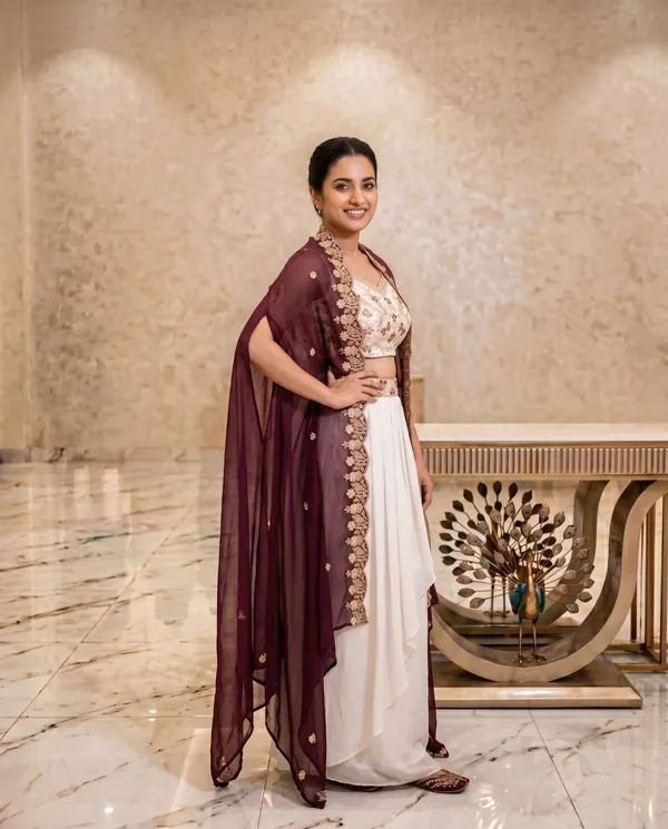 Purple_And_White_Embroidered_Lehenga_Choli_Set_for_Women