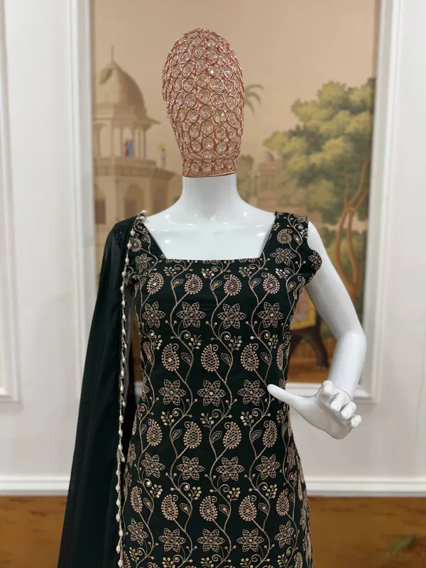 Green_Ethnic_Kurta_palazzo_and_dupatta_Set_for_women