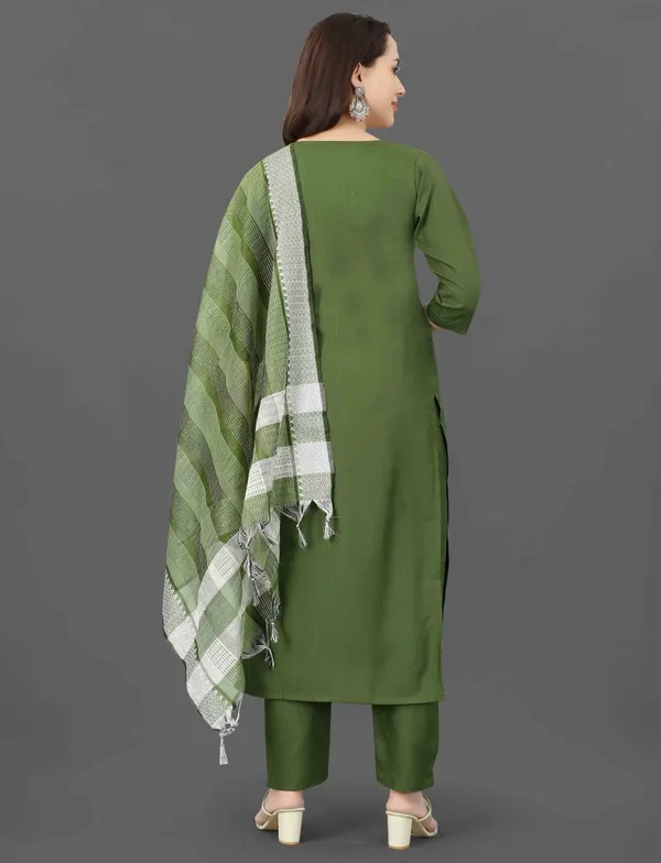 Cotton_Blend_Women_Kurti_With_Dupatta_And_Bottomwear