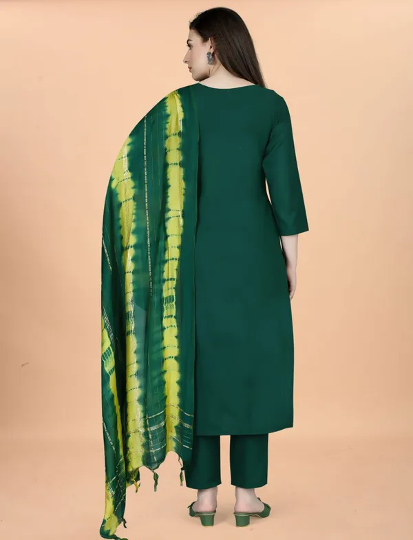 Cotton_Blend_Women_Kurti_With_Dupatta_And_Bottomwear