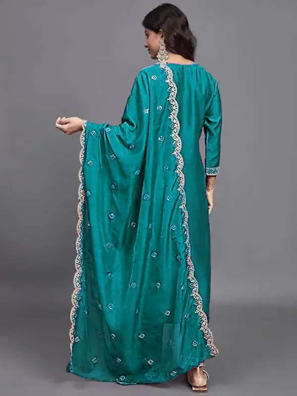 Cotton_Blend_Women_Kurti_With_Dupatta_And_Bottomwear