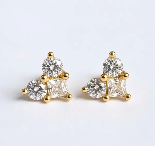 Gold-Tone_Crystal_Floral_Stud_Earrings_For_Women