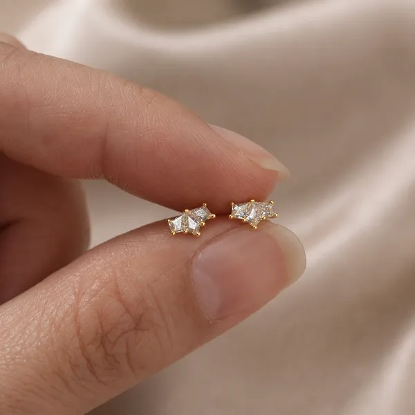 Gold-Tone_Clear_Crystal_Cluster_Stud_Earrings_For_Women