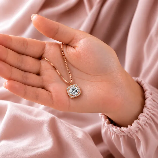 Rose_Gold_Sterling_Silver_Cushion_Crystal_Pendant_Necklace_For_Women