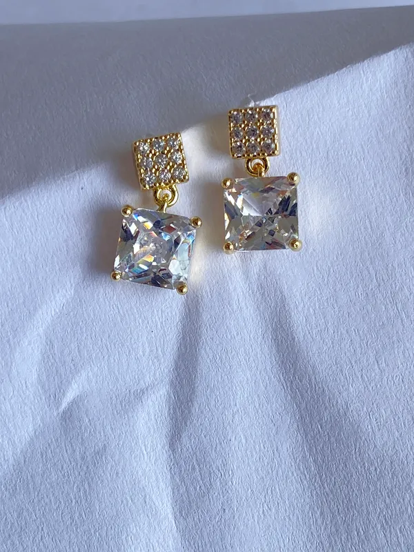 Gold_Tone_Stainless_Steel_Ornate_Stud_Earrings_For_Women