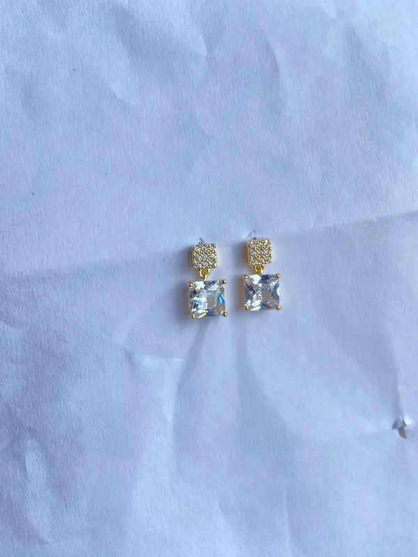 Gold_Tone_Stainless_Steel_Ornate_Stud_Earrings_For_Women