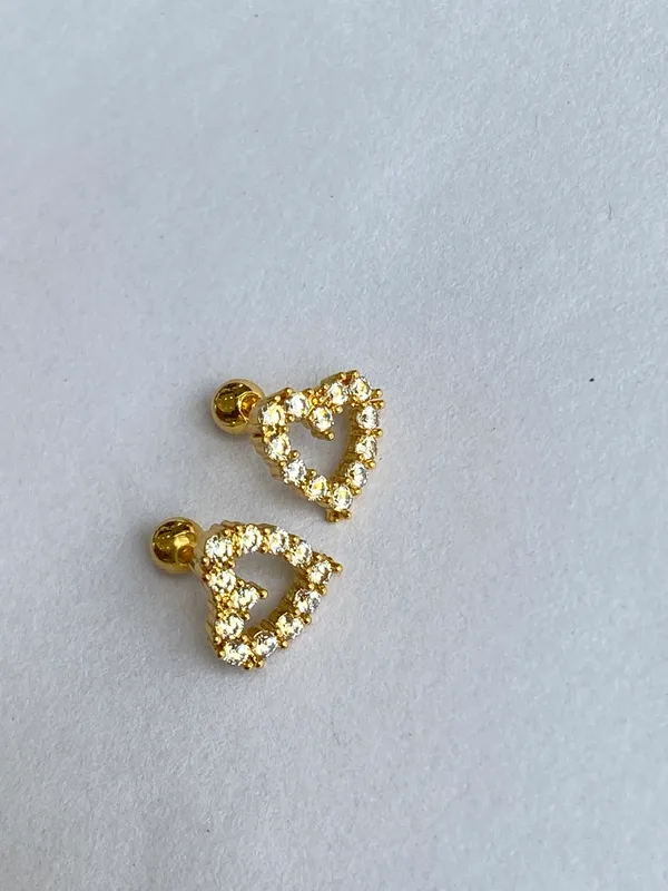 Gold-Tone_Stainless_Steel_Floral_Stud_Earrings_For_Women
