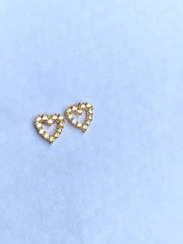 Gold-Tone_Stainless_Steel_Floral_Stud_Earrings_For_Women