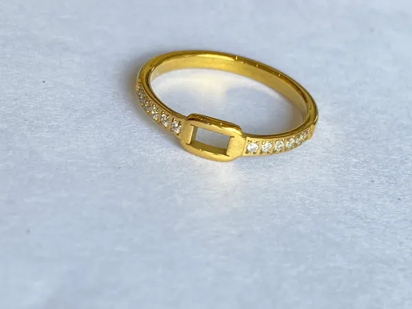 Gold-Tone_18Kt_Stainless_Steel_Stone_Segmented_Band_Ring_For_Women