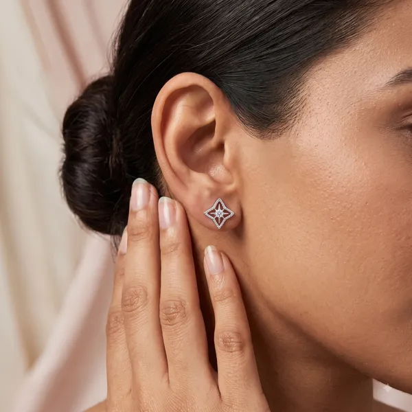 Silver_Sterling_Silver_Geometric_Diamond_Star_Stud_Earrings_For_Women