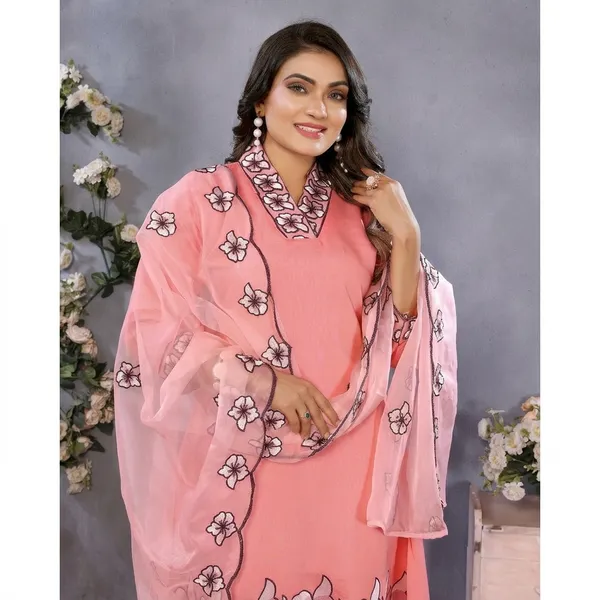Pink_Roman_Viscose_Kurta_Set_With_Dupatta_For_Women