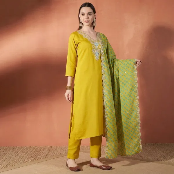 Yellow_Viscose_Rayon_Kurta_Set_With_Dupatta_For_Women