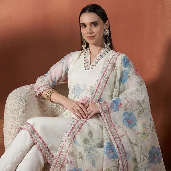 Off_White_Taby_Silk_Kurta_Set_With_Dupatta_For_Women