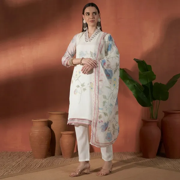 Off_White_Taby_Silk_Kurta_Set_With_Dupatta_For_Women