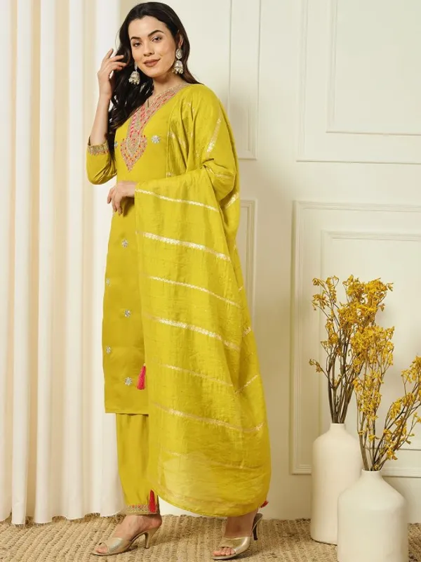Yellow_Jacquard_Kurta_Set_With_Dupatta_For_Women