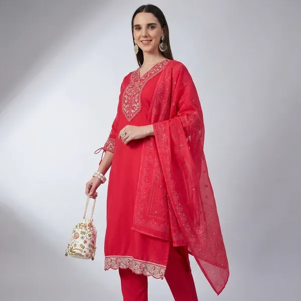 Red_Viscose_Roman_Kurta_Set_With_Dupatta_For_Women