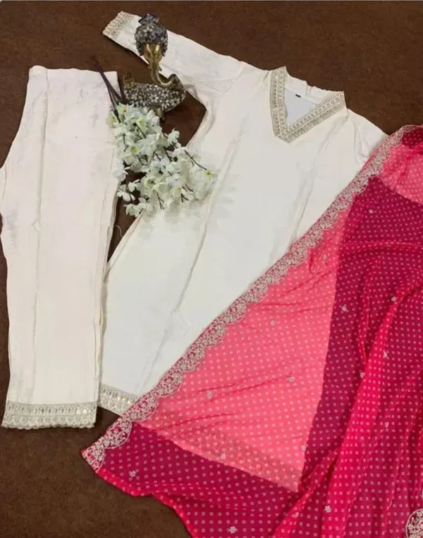 White_Red_Viscose_Gadhwal_Kurta_Set_With_Dupatta_For_Women