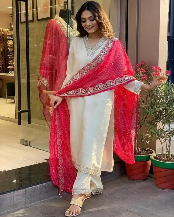 White_Red_Viscose_Gadhwal_Kurta_Set_With_Dupatta_For_Women