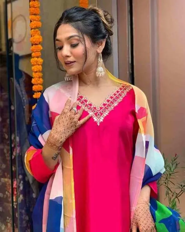 Pink_Viscose_Rayon_Kurta_Set_With_Dupatta_For_Women