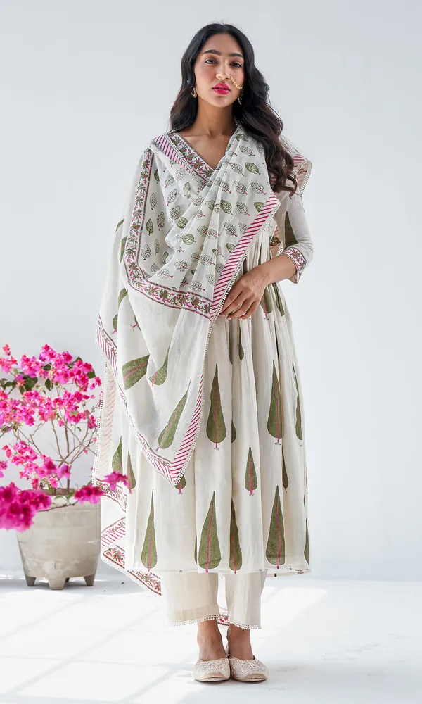 White_60X60_Cotton_Kurta_Set_With_Dupatta_For_Women
