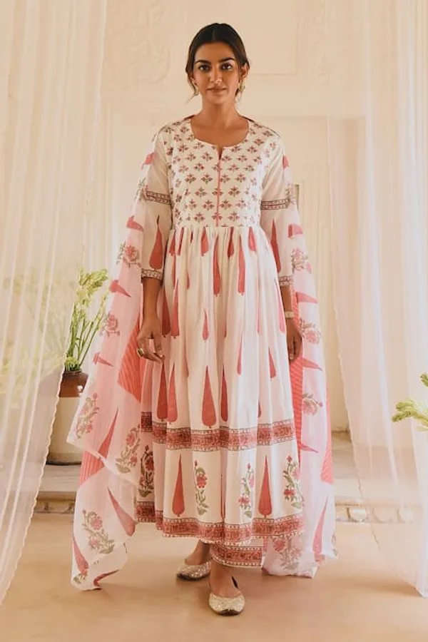 White_Red_60X60_Cotton_Kurta_Set_With_Dupatta_For_Women