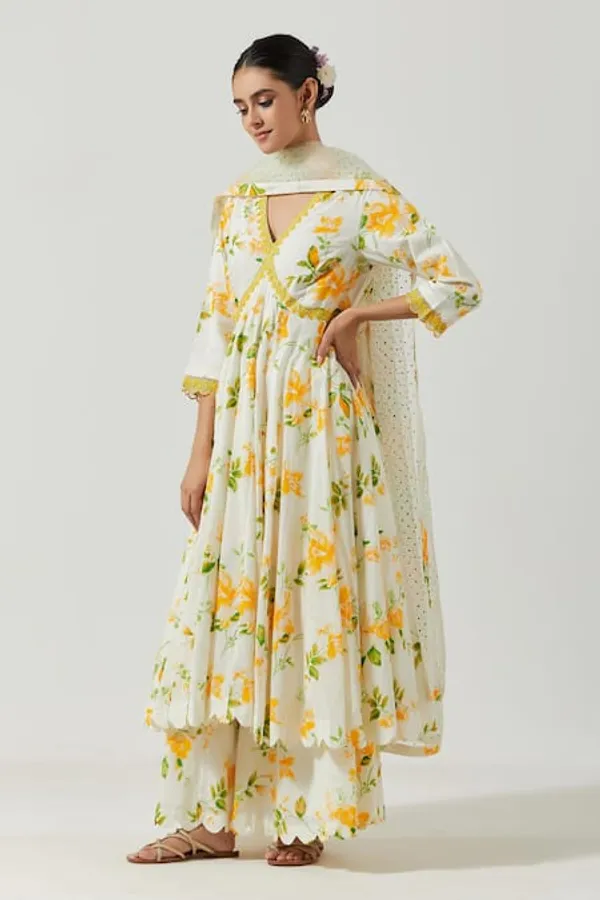 White_Yellow_60X60_Cotton_Kurta_Set_With_Dupatta_For_Women