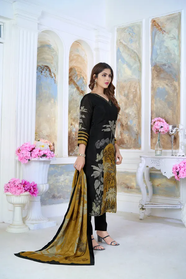 Black_Chinon_Hand_Work_Kurta_Set_With_Dupatta_For_Women