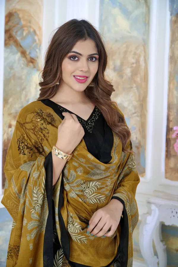 Black_Chinon_Hand_Work_Kurta_Set_With_Dupatta_For_Women