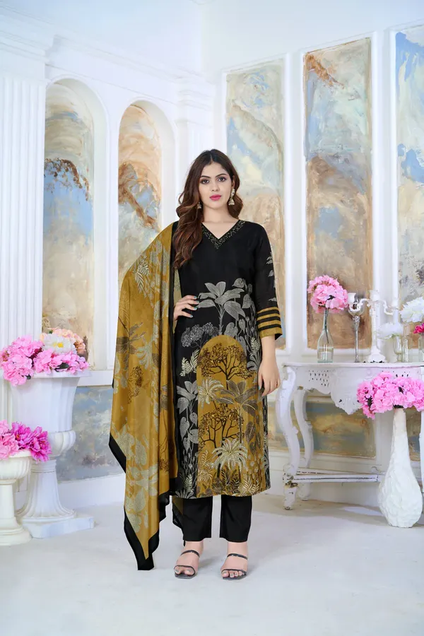 Black_Chinon_Hand_Work_Kurta_Set_With_Dupatta_For_Women