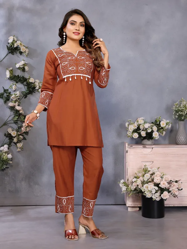 Rust_Orange_Mull_Vetigun_Co-Ord_Set_For_Women
