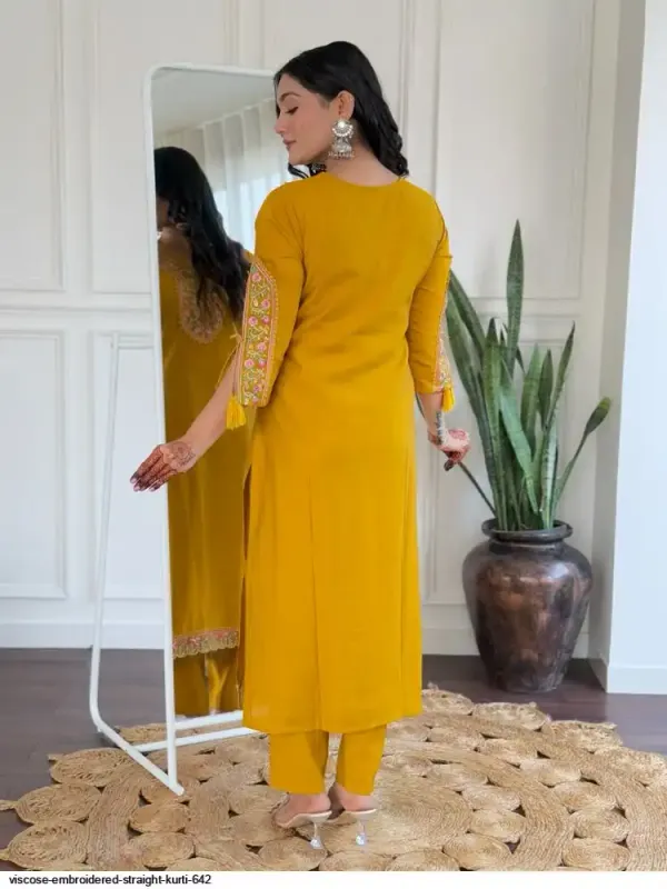 Yellow_Viscose_Roman_Kurta_Set_With_Dupatta_For_Women