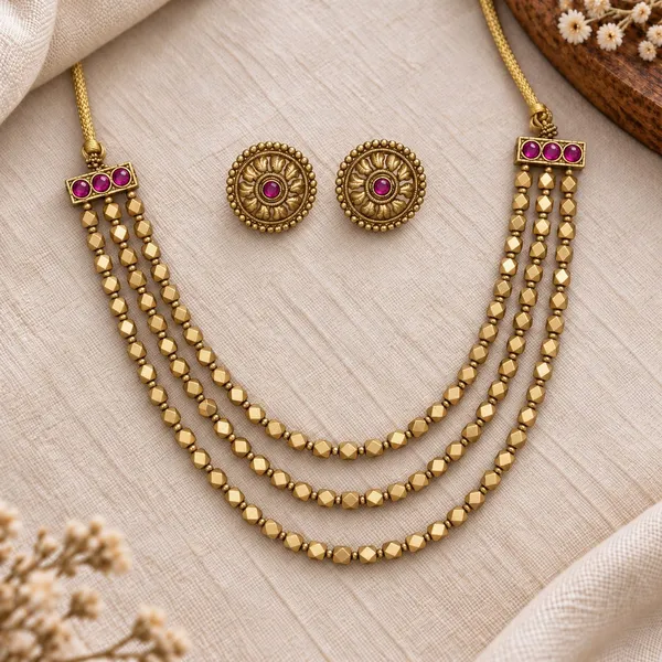 Royal_Ruby_Three-Layer_Gold_Bead_Necklace_Set