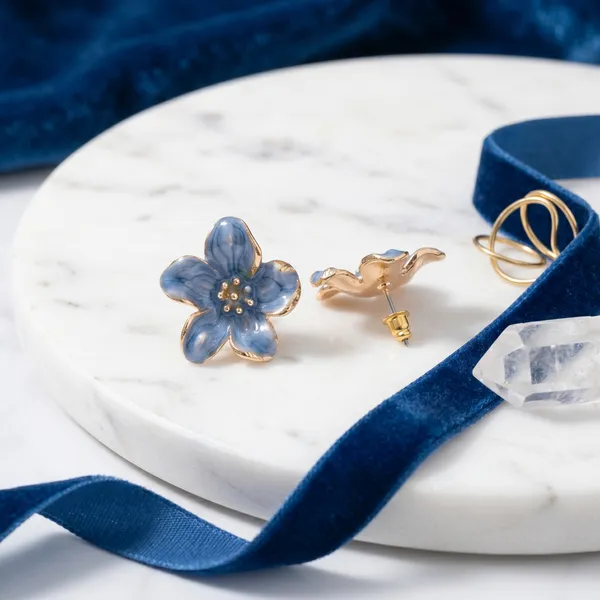 Azure_Bloom_Anti_Tarnish_Floral_Stud_Earrings_for_Women_|_Blue_Enamel_Flower_Earrings