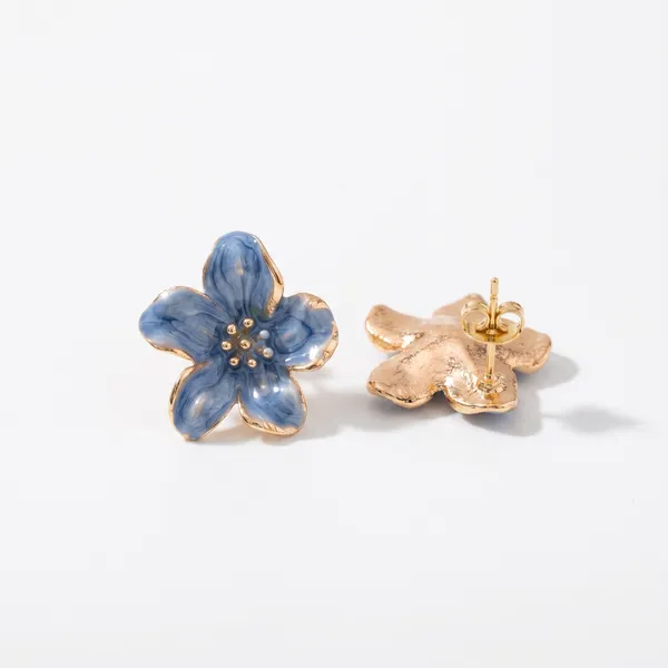 Azure_Bloom_Anti_Tarnish_Floral_Stud_Earrings_for_Women_|_Blue_Enamel_Flower_Earrings