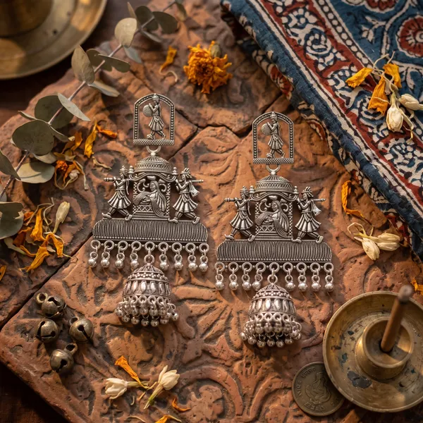Traditional_Oxidised_Silver_Temple_Jhumka_Earrings_for_Women_|_Ethnic_Handcrafted_Statement_Earrings