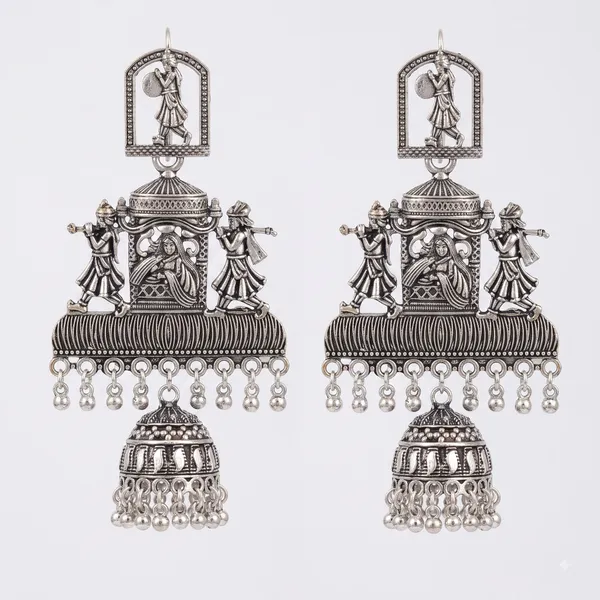 Traditional_Oxidised_Silver_Temple_Jhumka_Earrings_for_Women_|_Ethnic_Handcrafted_Statement_Earrings