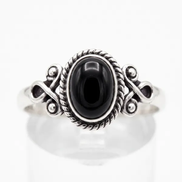 Silver_Black_Onyx_Oval_Ring_for_Women_|_Handmade_Vintage_Statement_Ring